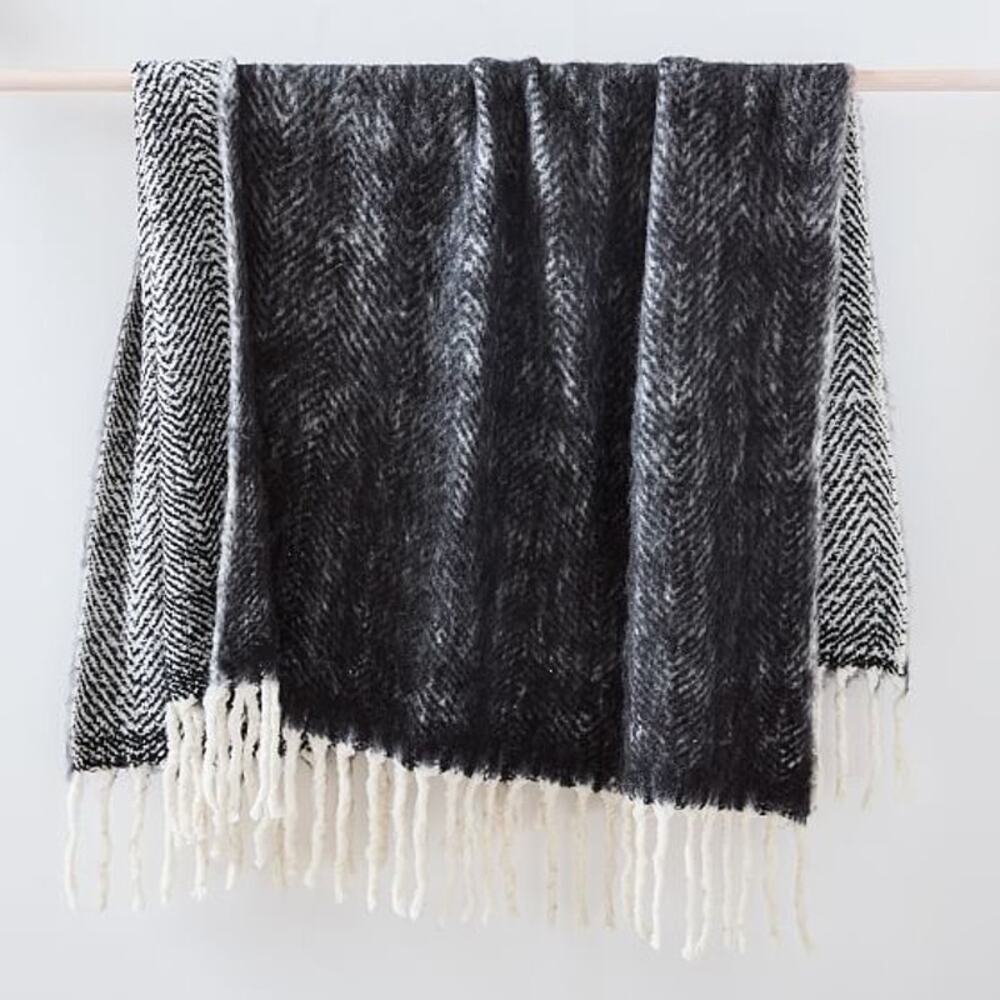 NWT West Elm Brushed Herringbone Throw Black /Cream 50”x70”